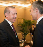 Generalsekretær Jens Stoltenberg i NATO møter statsminister Recep T. Erdogan fra Tyrkia(Foto:NATO)