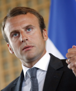 Den franske finansminister Benjamin Macron  vil ha fler og større tyske investeringer(Foto.AFP)