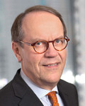 Styreleder   Jorma Ollila i oljeselskapet  Shell har stor indirekte innflytelse  i Norge. (Foto: Nokia)