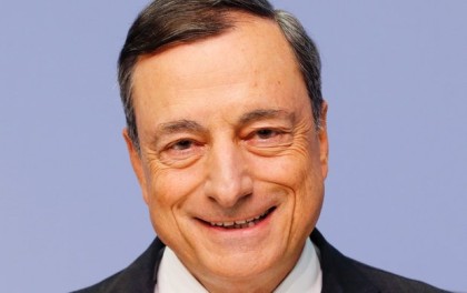 Sentralbanksjef Mario Draghi legger torsdag frem en vekstpakke for Eurosonen med omfattende lettelse( Foto: Associated Press)
