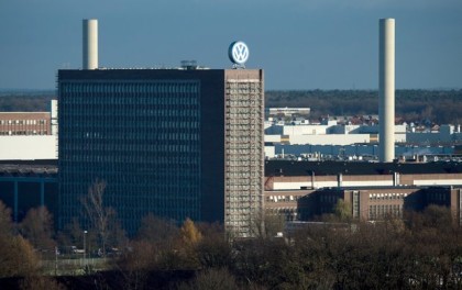 Volkswagen headquarter in Volfsburg have decided to reduce investments in 2016( Photo: Ap/DPA/Julian Stratenschultze)
