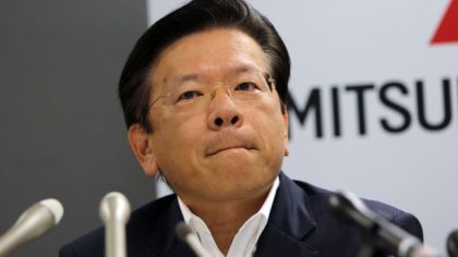 President Tetsuro Aikawa i Mitsubishi Motor Corporation beklager utslipssjuks i selskapet( Foto: 
