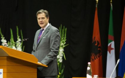 NATO's Parliamentary Assembly President, US Congressman Michael R. Turner speaks in Albania(Photo:Ap)