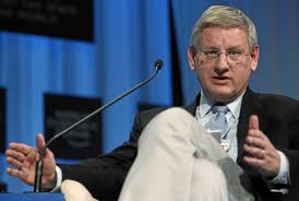 Tidligere utenriksminister Carl Bildt i Sverige tror på et utdypet samarbeid i de 27 EU-landene. (Foto: Wikipedia)