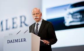 Konsernsjef Dieter Zetsche i tyske Daimler deleer ut mest i utbytte for 2015 Foto: Daimler)