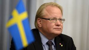 Forsvarsminister Peter Hultqvist bevilger to prosent av BNP til forsvaret av Sverige. det er bedre enn i Norge( foto: Regeringen.se)
