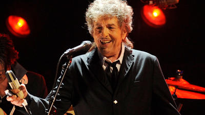 Bb Dylan on the stage in Las Vegas(Photo: Los Angeles Times)