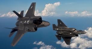 Det nye norske luftforsvaret baserer seg på det amerikanske jagerflyet F-35. Forsvarsanalytiker John berg vil også ha et småstatsforsvar(see egen artikkel under innspill). Foto: Lockheed Martin)