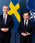 Stoltenberg i Stockholm: på tide å ønske Finland og Sverige velkommen som NATO-allierte